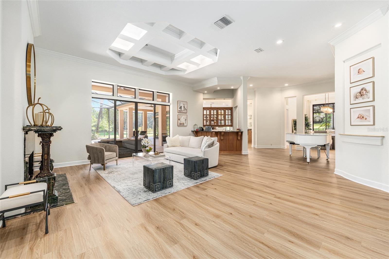 Image 6 of 76 For 708 44th Road