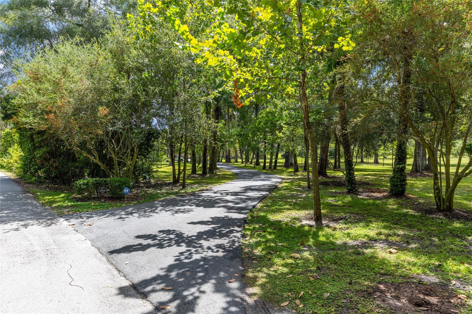 Image 65 of 76 For 708 44th Road
