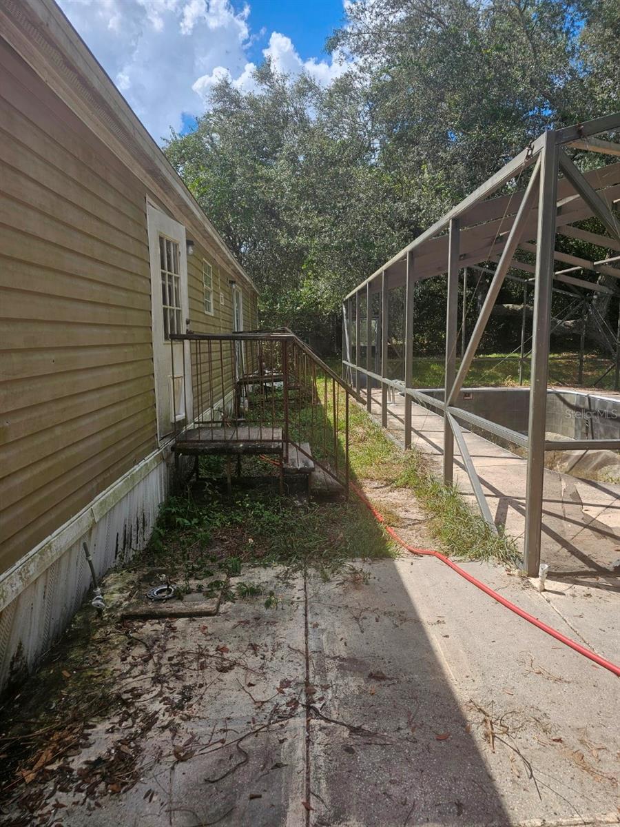 Image 15 of 55 For 18111 24th Street