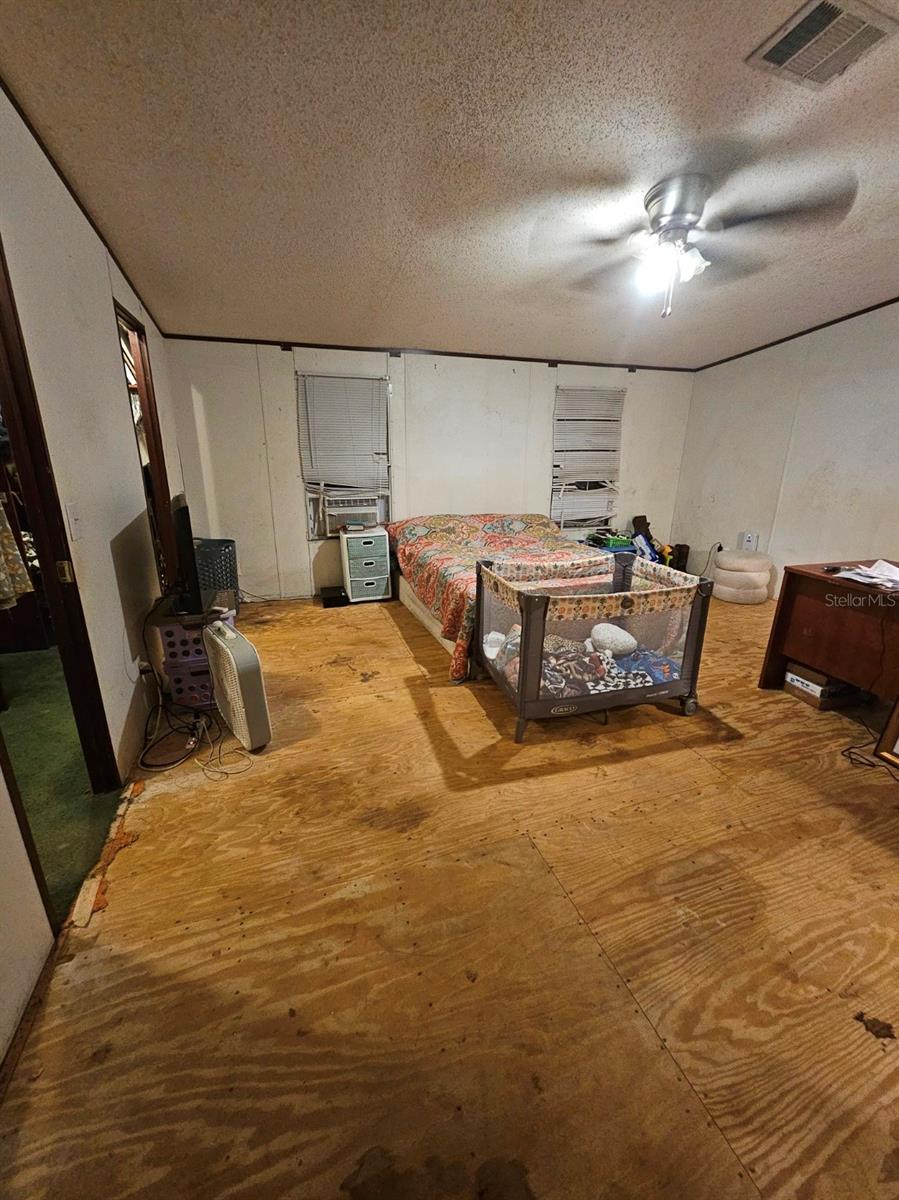 Image 18 of 55 For 18111 24th Street
