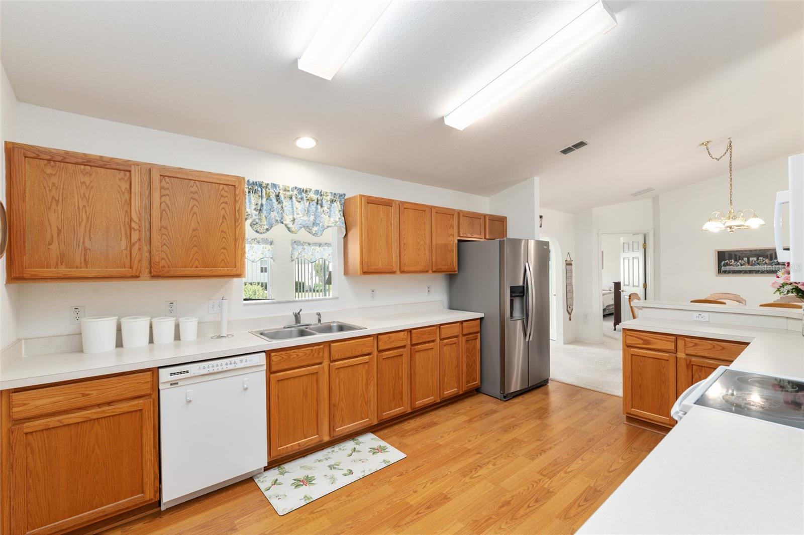 Image 17 of 46 For 11587 139th Place