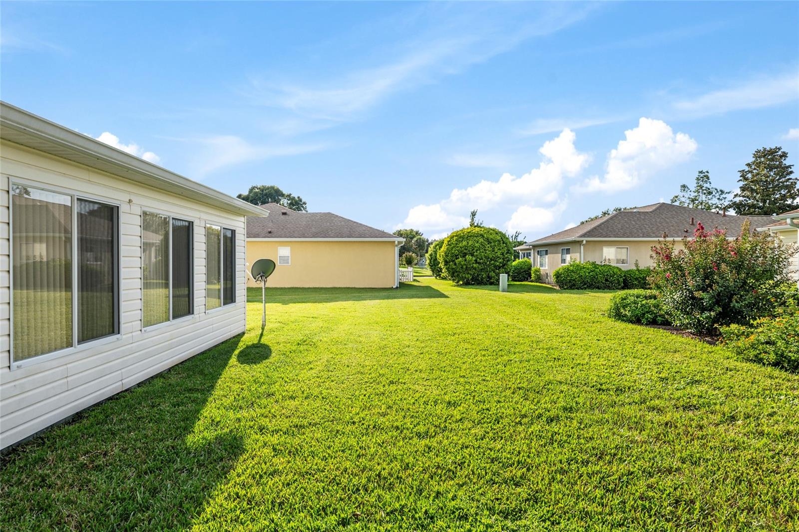 Image 37 of 46 For 11587 139th Place