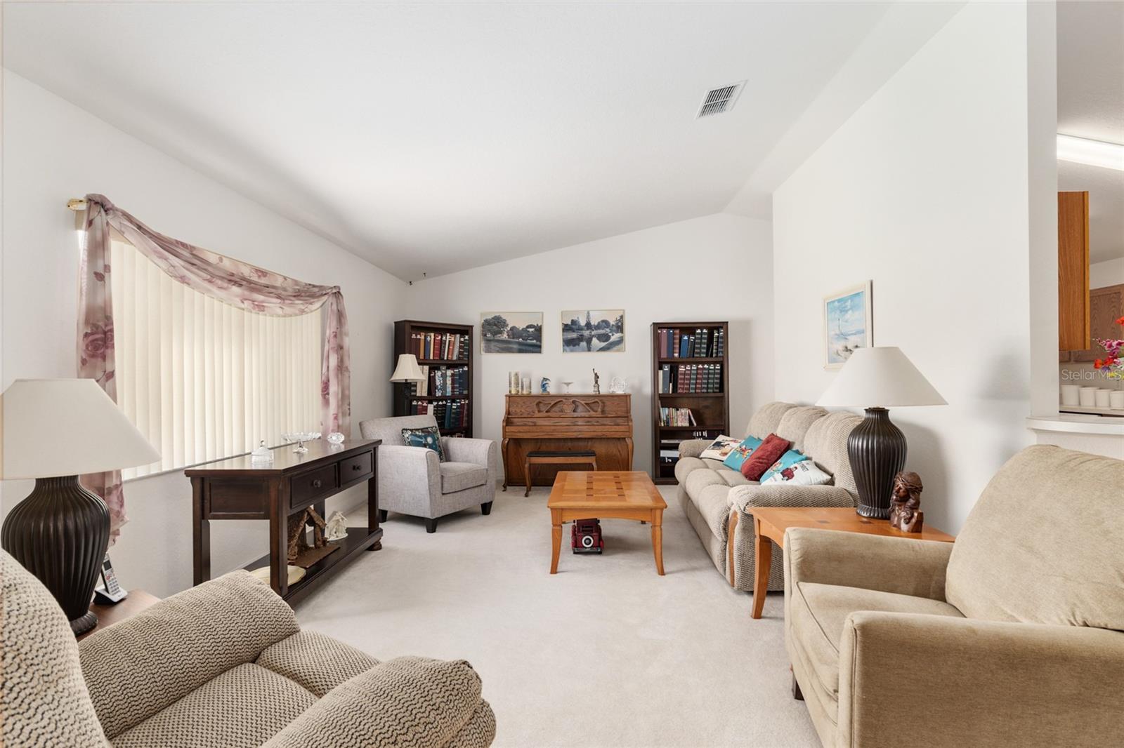Image 9 of 46 For 11587 139th Place