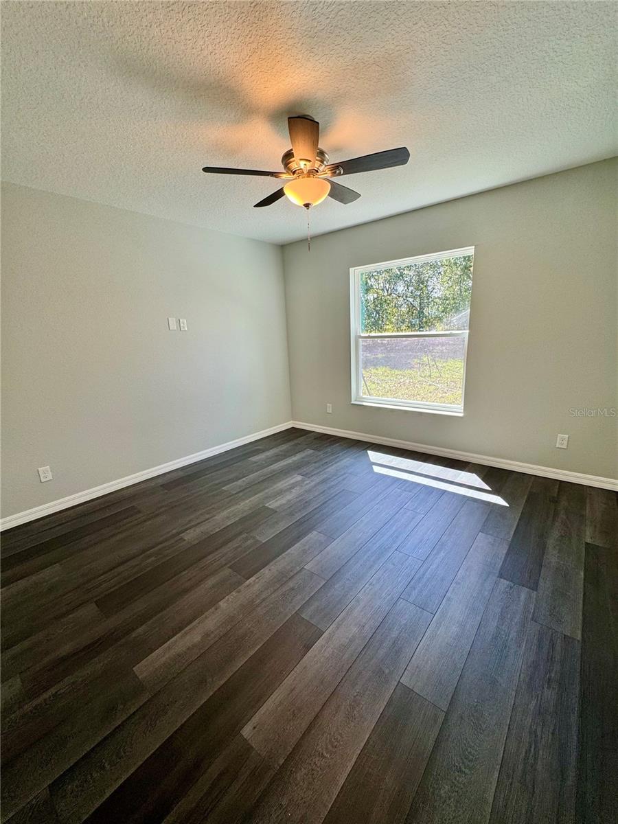 Image 15 of 19 For 13270 104th Lane