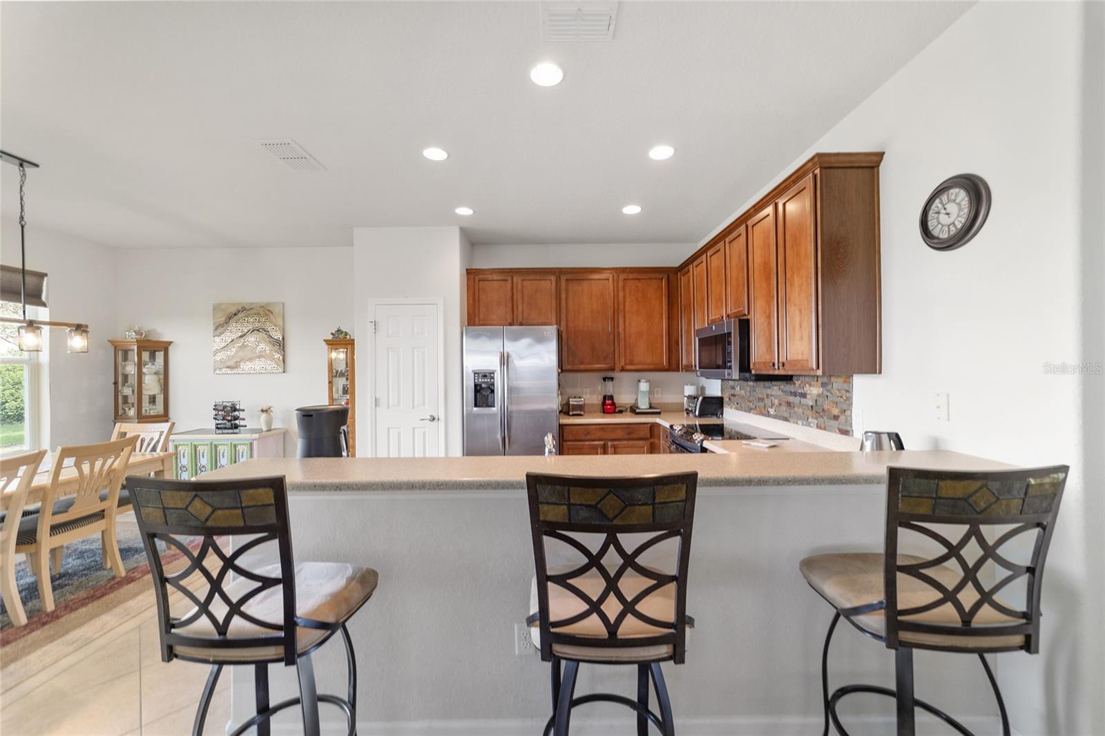 Image 13 of 44 For 7346 101st Court