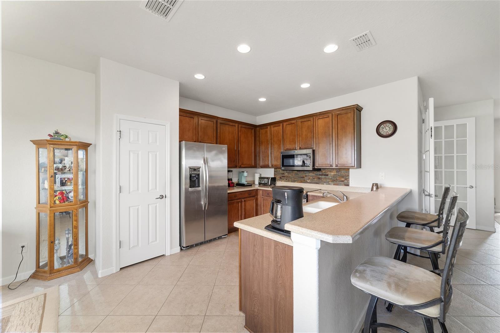 Image 14 of 44 For 7346 101st Court