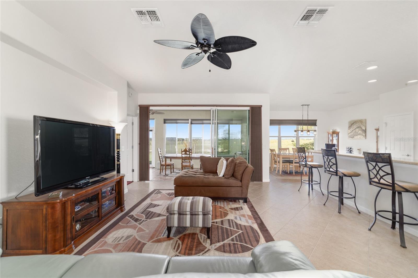 Image 9 of 44 For 7346 101st Court