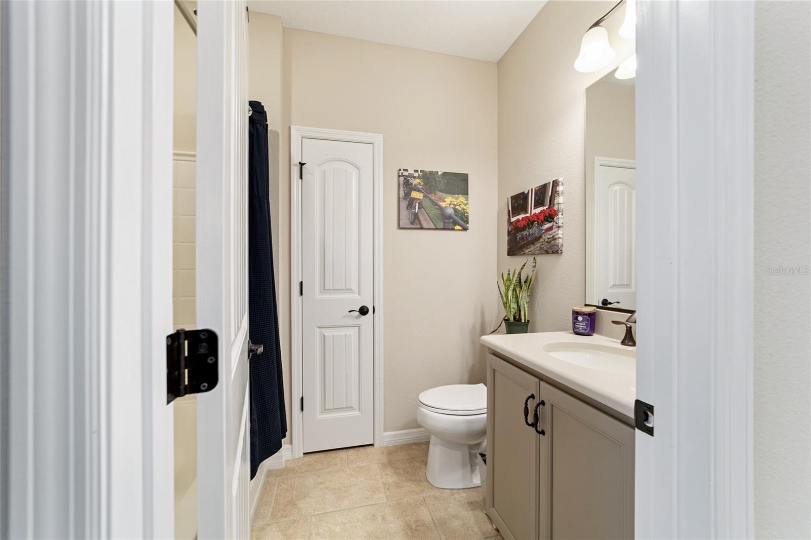 Image 37 of 52 For 3977 46th Terrace