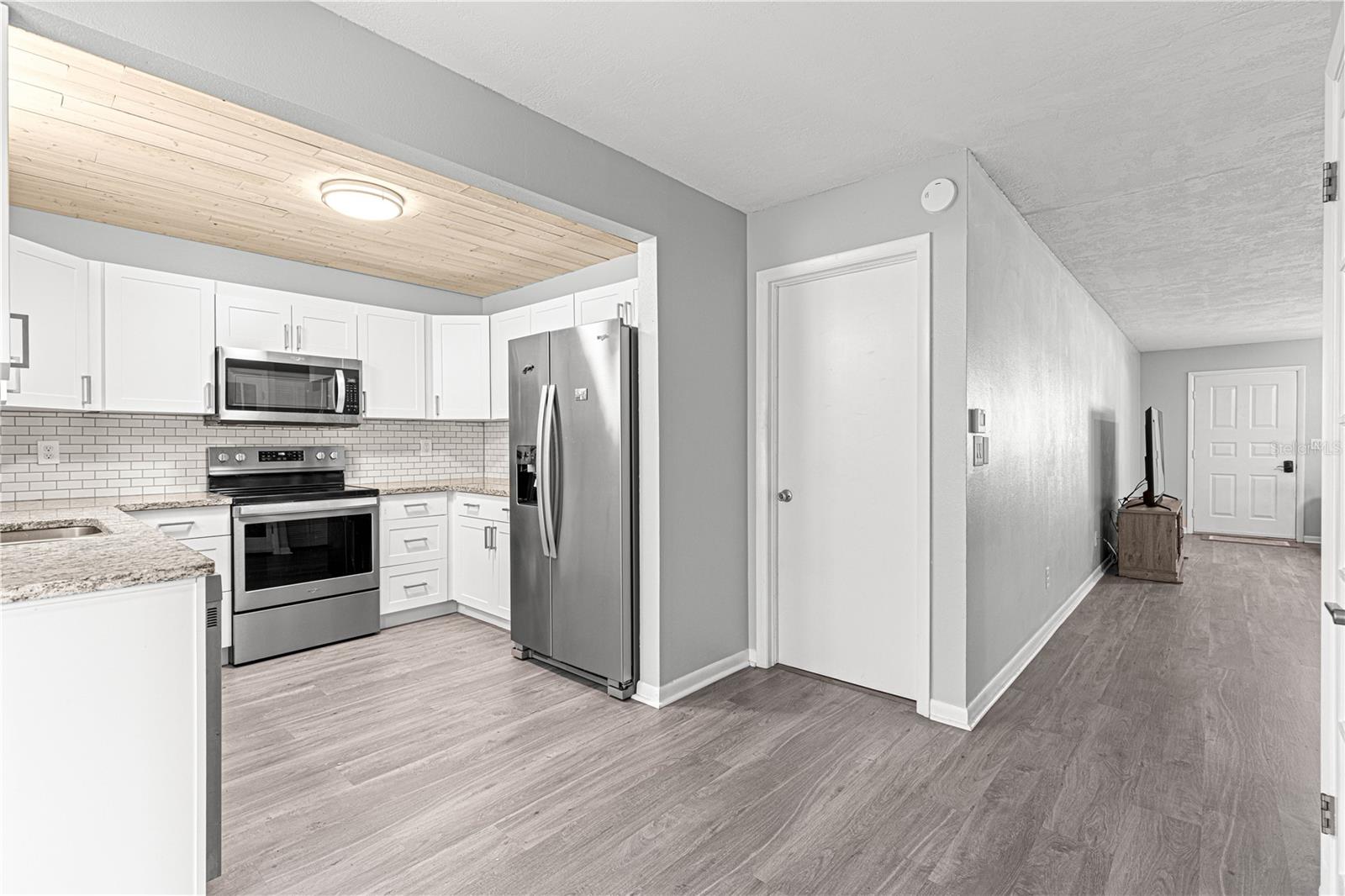 Image 15 of 53 For 8660 94th Street F