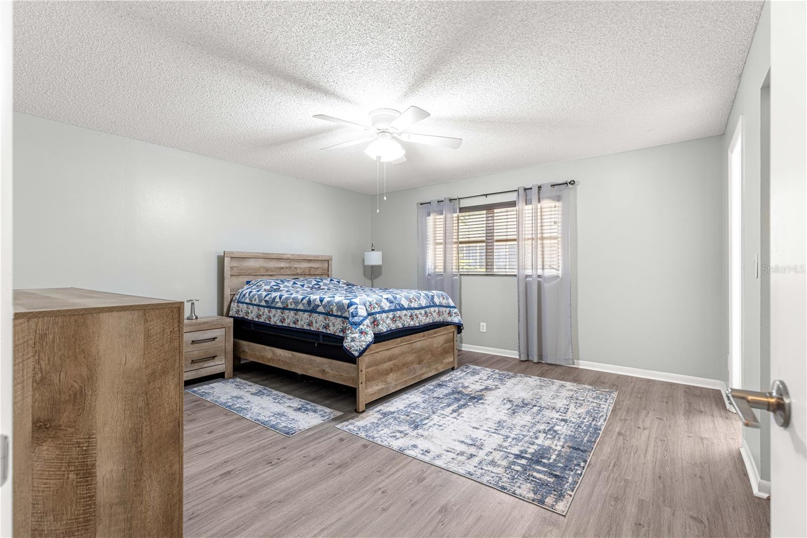 Image 24 of 53 For 8660 94th Street F