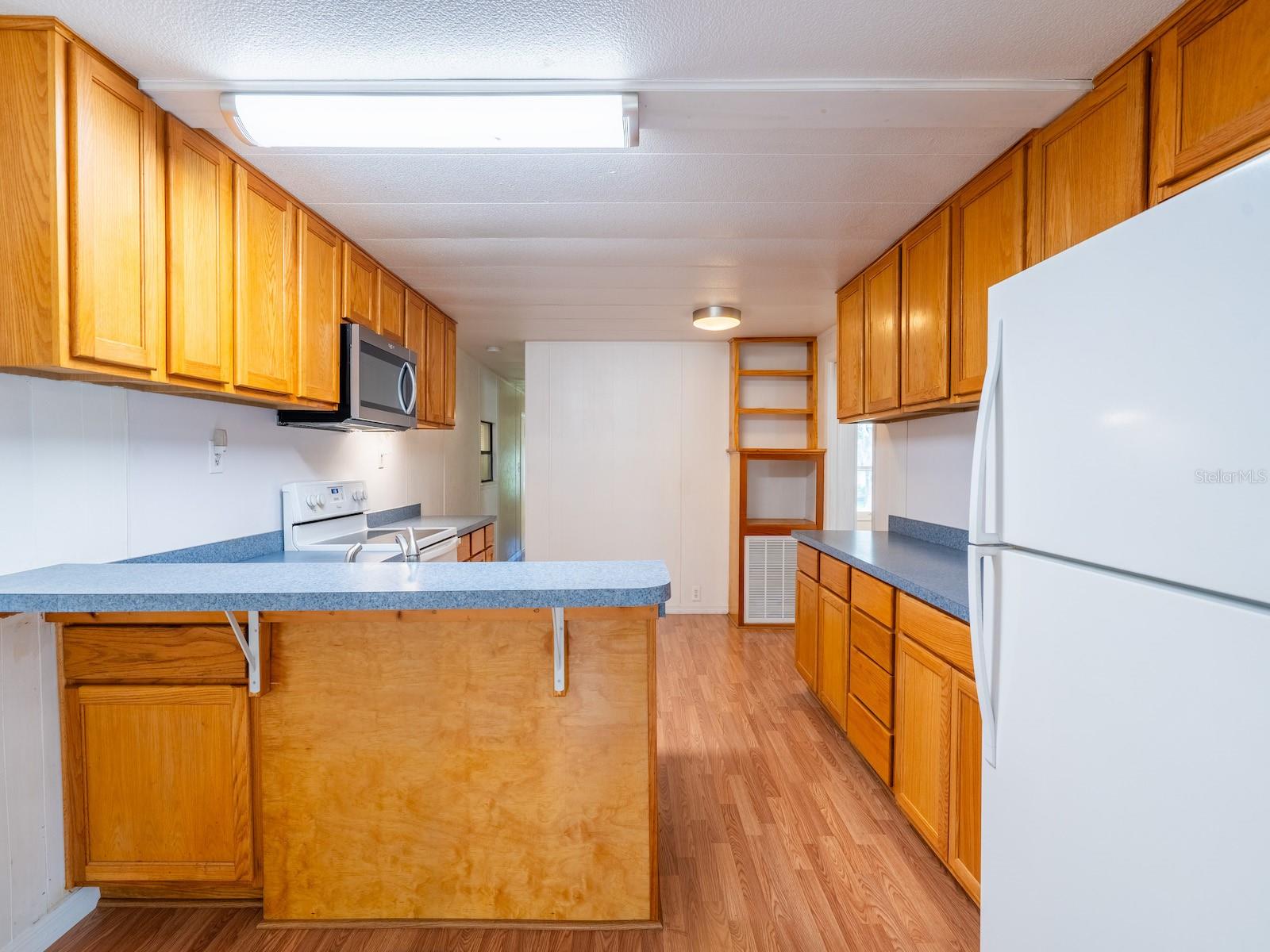 Image 12 of 35 For 22045 106th Avenue