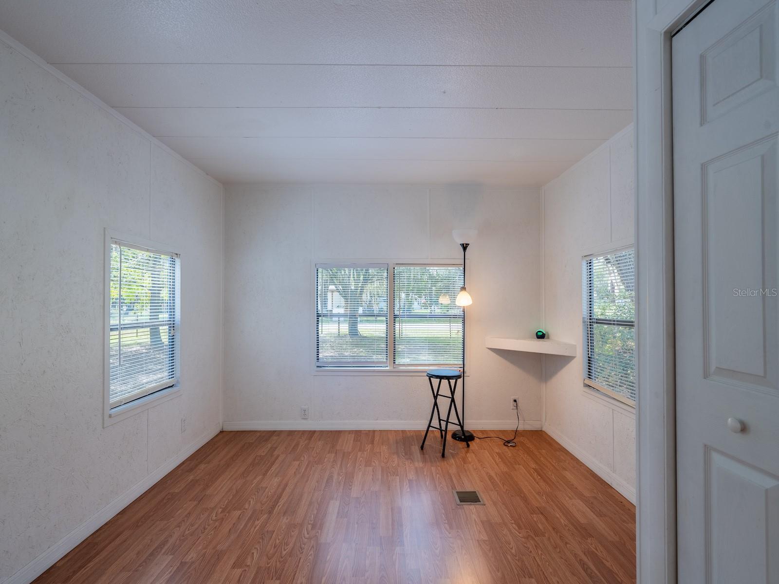 Image 15 of 35 For 22045 106th Avenue
