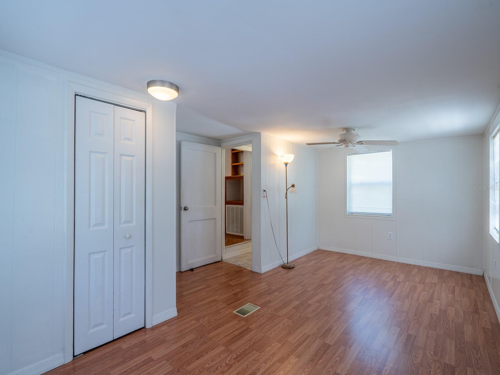 Image 16 of 35 For 22045 106th Avenue