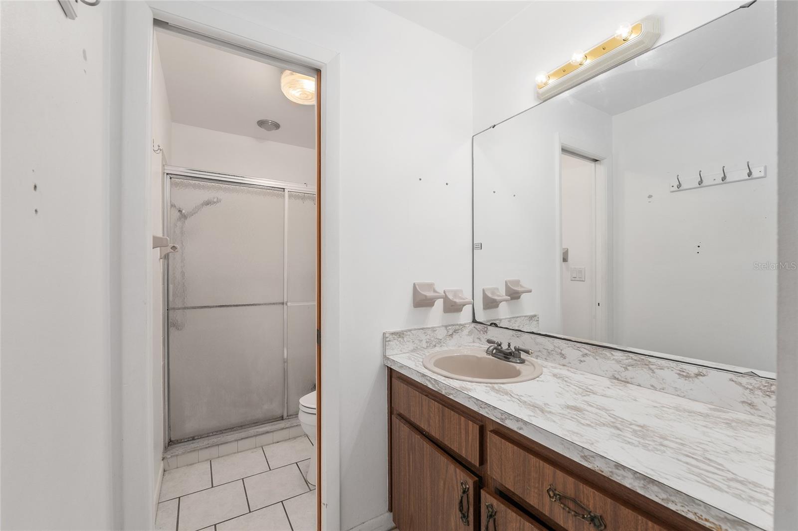 Listing photo id 23 for 3883 Westwind Court
