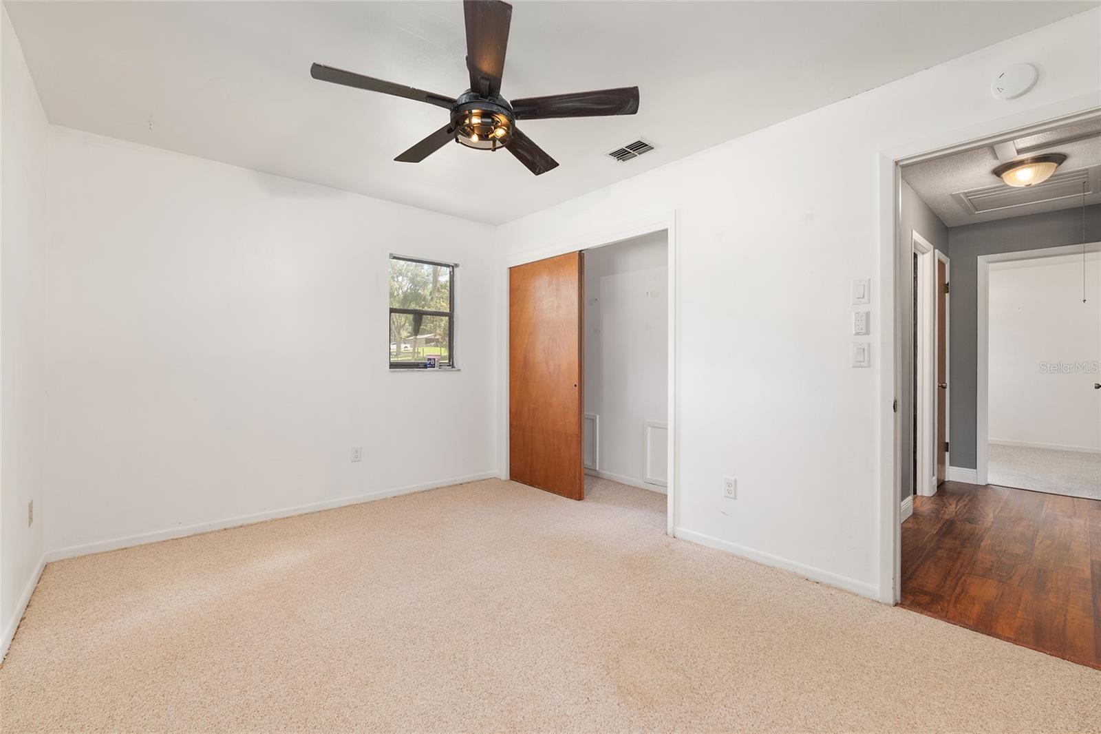 Listing photo id 27 for 3883 Westwind Court