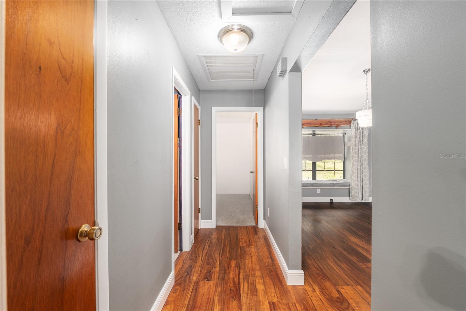 Listing photo id 28 for 3883 Westwind Court