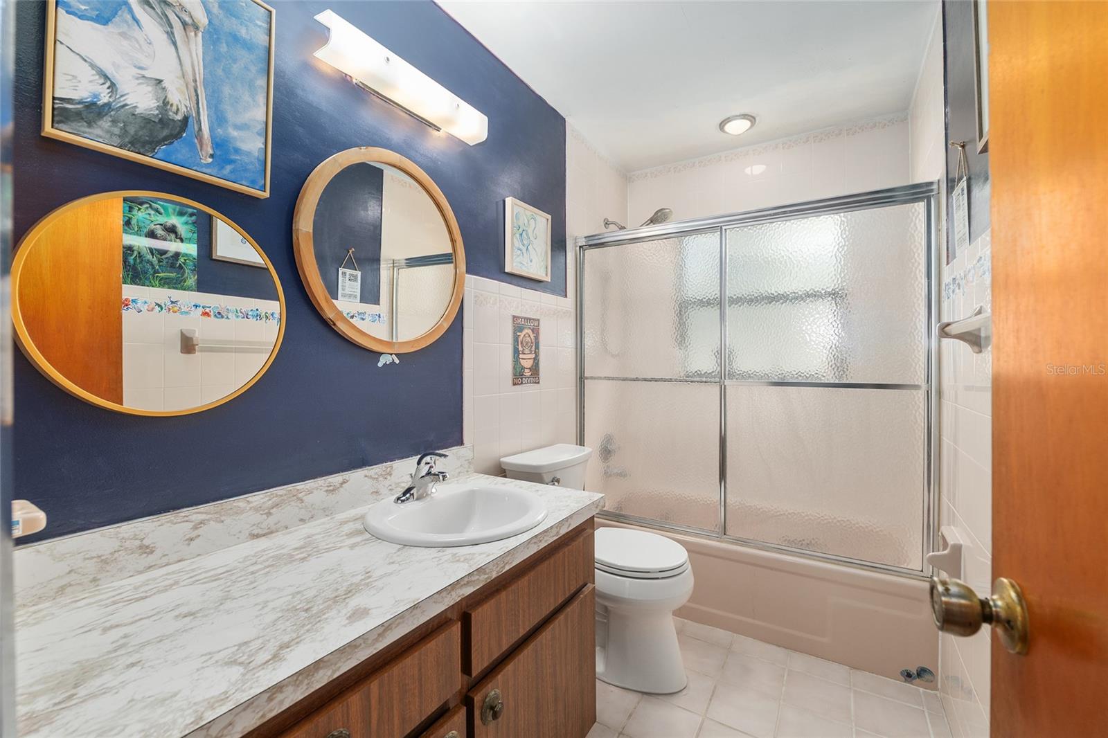 Listing photo id 29 for 3883 Westwind Court