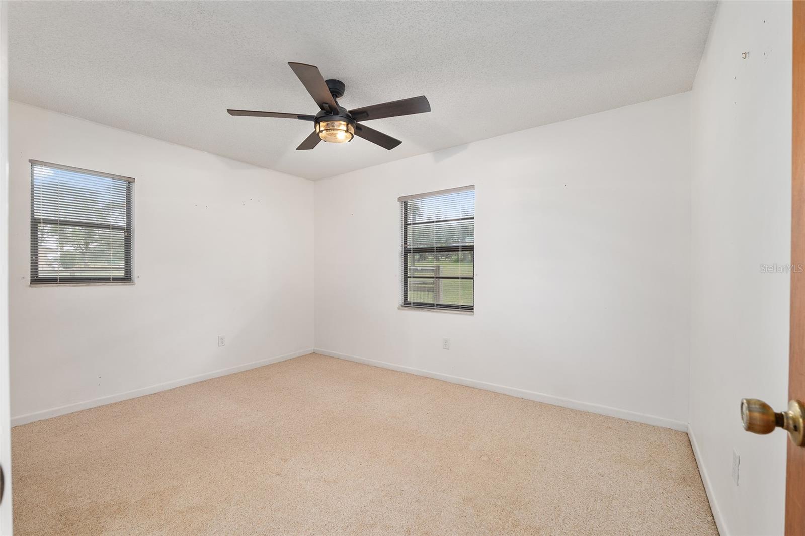 Listing photo id 30 for 3883 Westwind Court