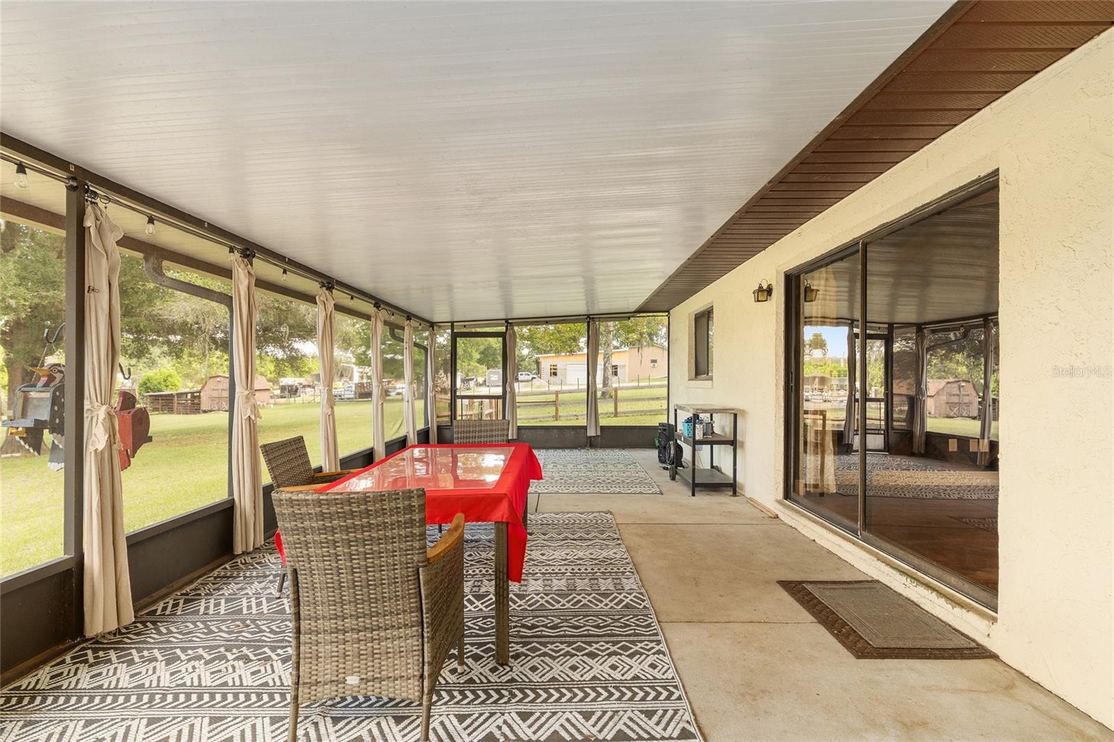 Listing photo id 34 for 3883 Westwind Court