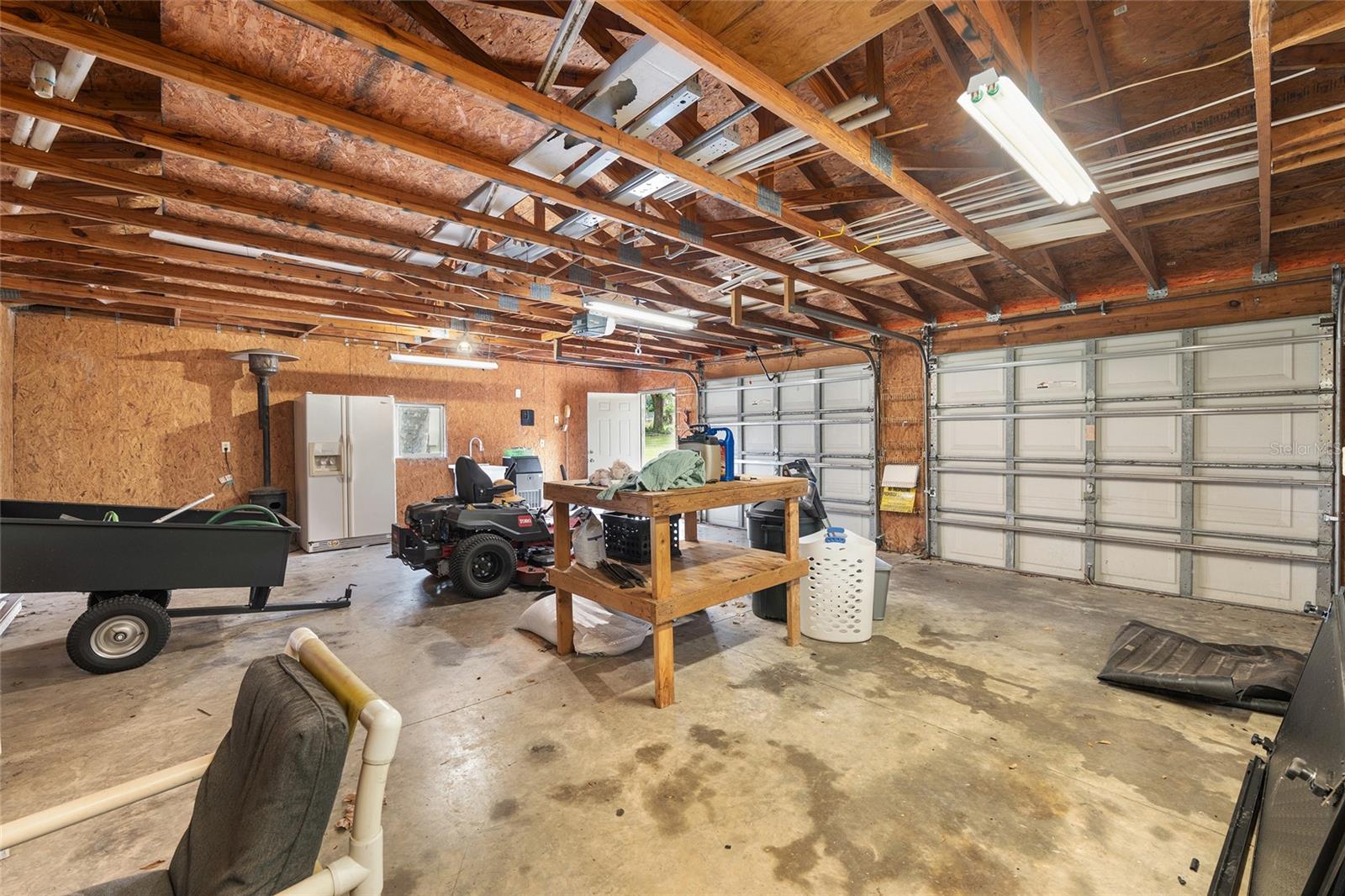 Listing photo id 42 for 3883 Westwind Court