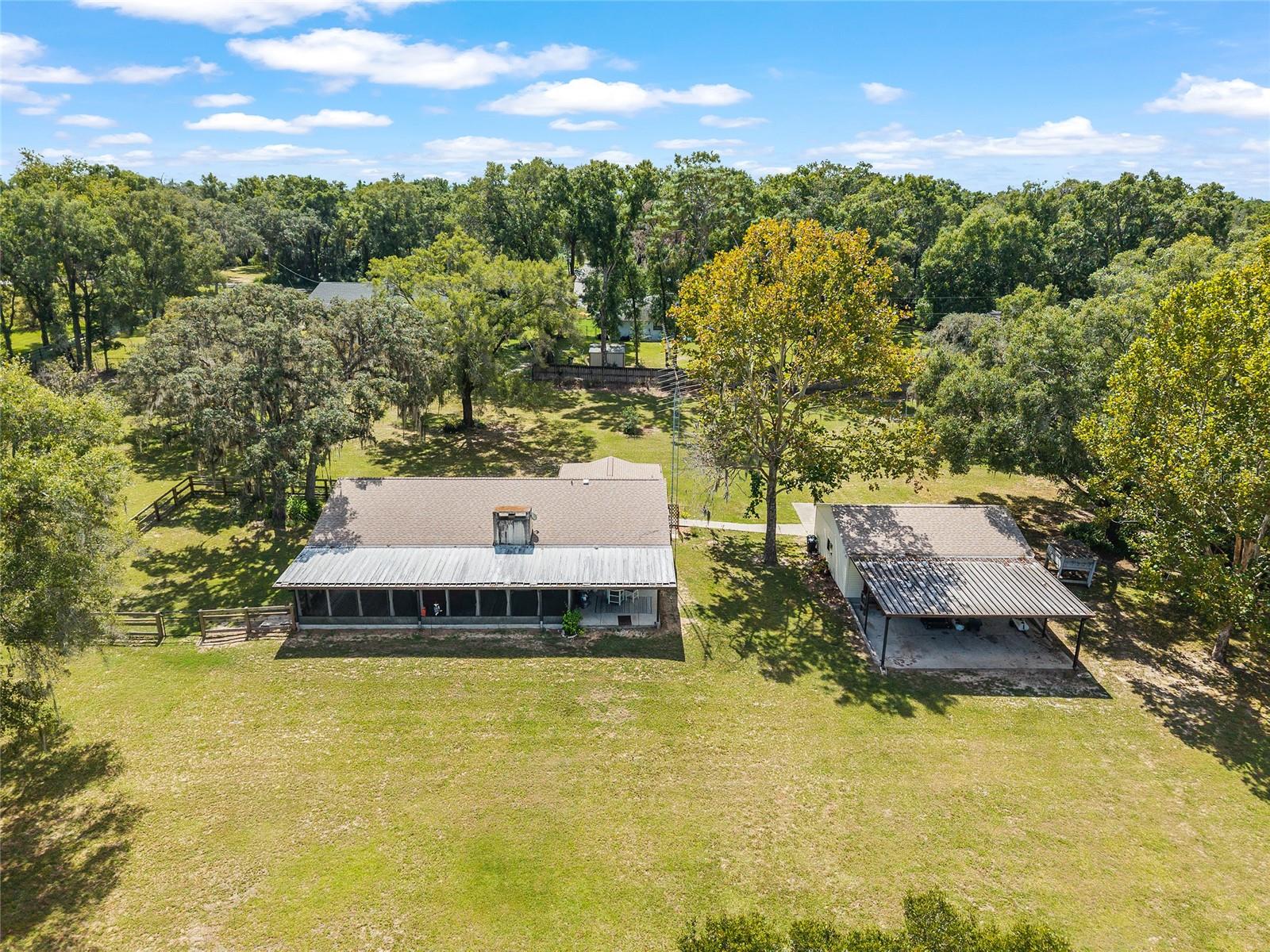 Listing photo id 51 for 3883 Westwind Court