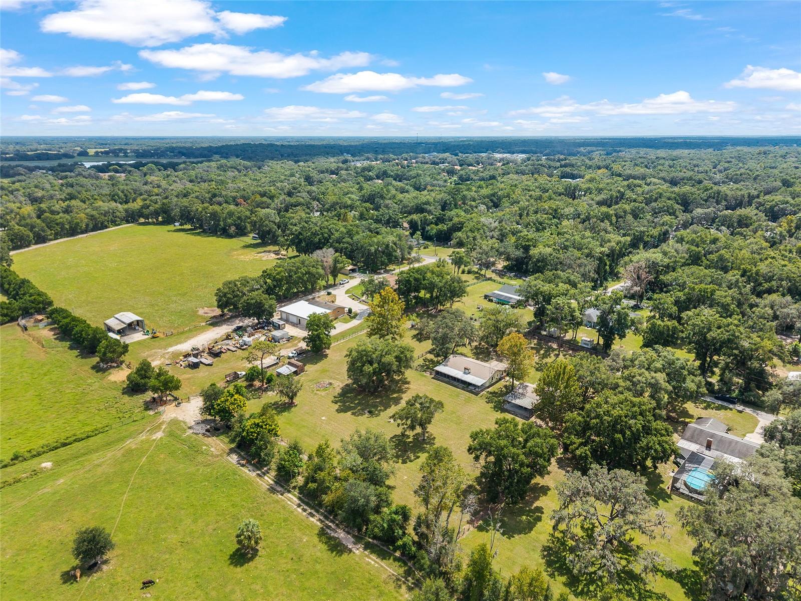 Listing photo id 55 for 3883 Westwind Court