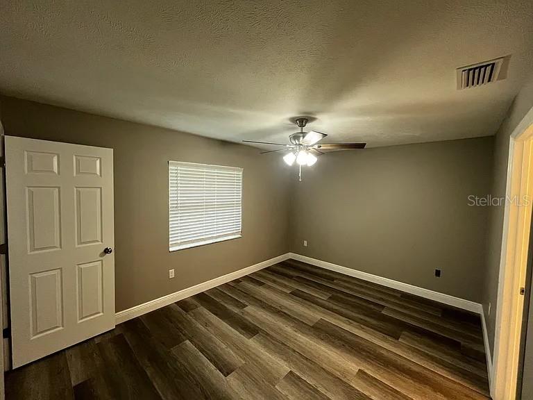 Image 18 of 31 For 1138 31st Street