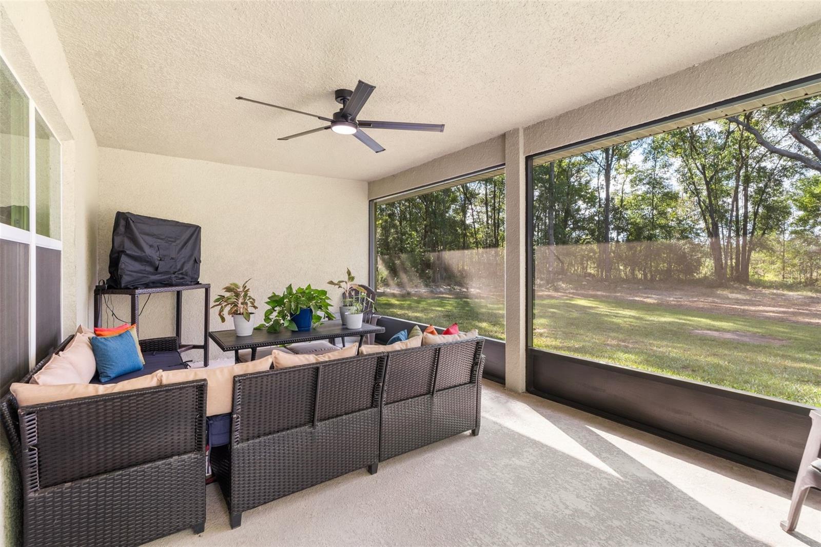 Image 29 of 39 For 560 113th Circle