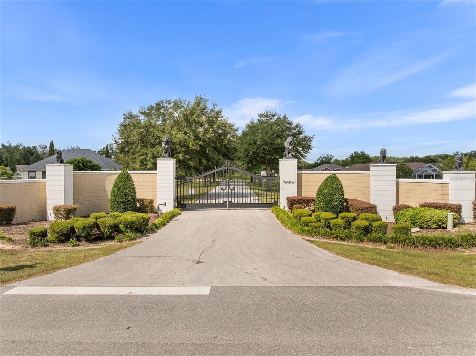 Image 31 of 39 For 560 113th Circle