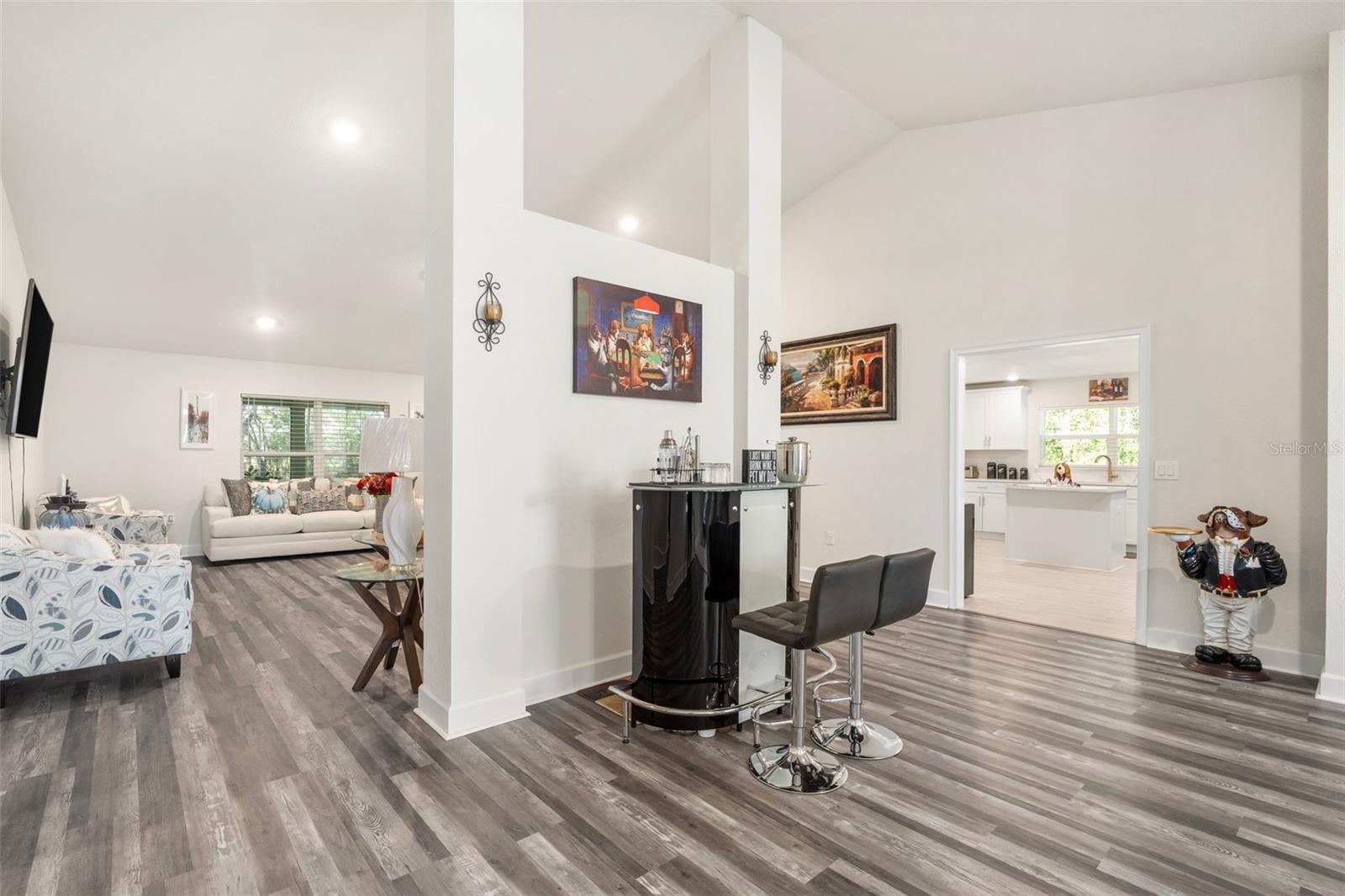 Image 9 of 39 For 560 113th Circle