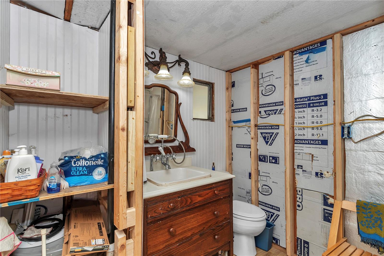 Image 11 of 33 For 18436 4th Terrace