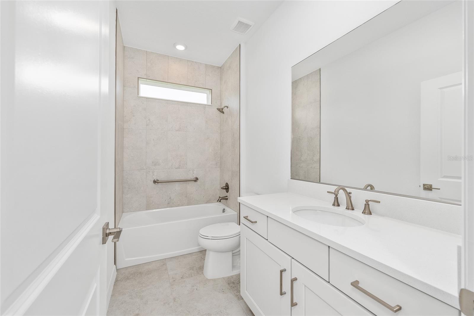 Image 12 of 36 For 10377 106th Court