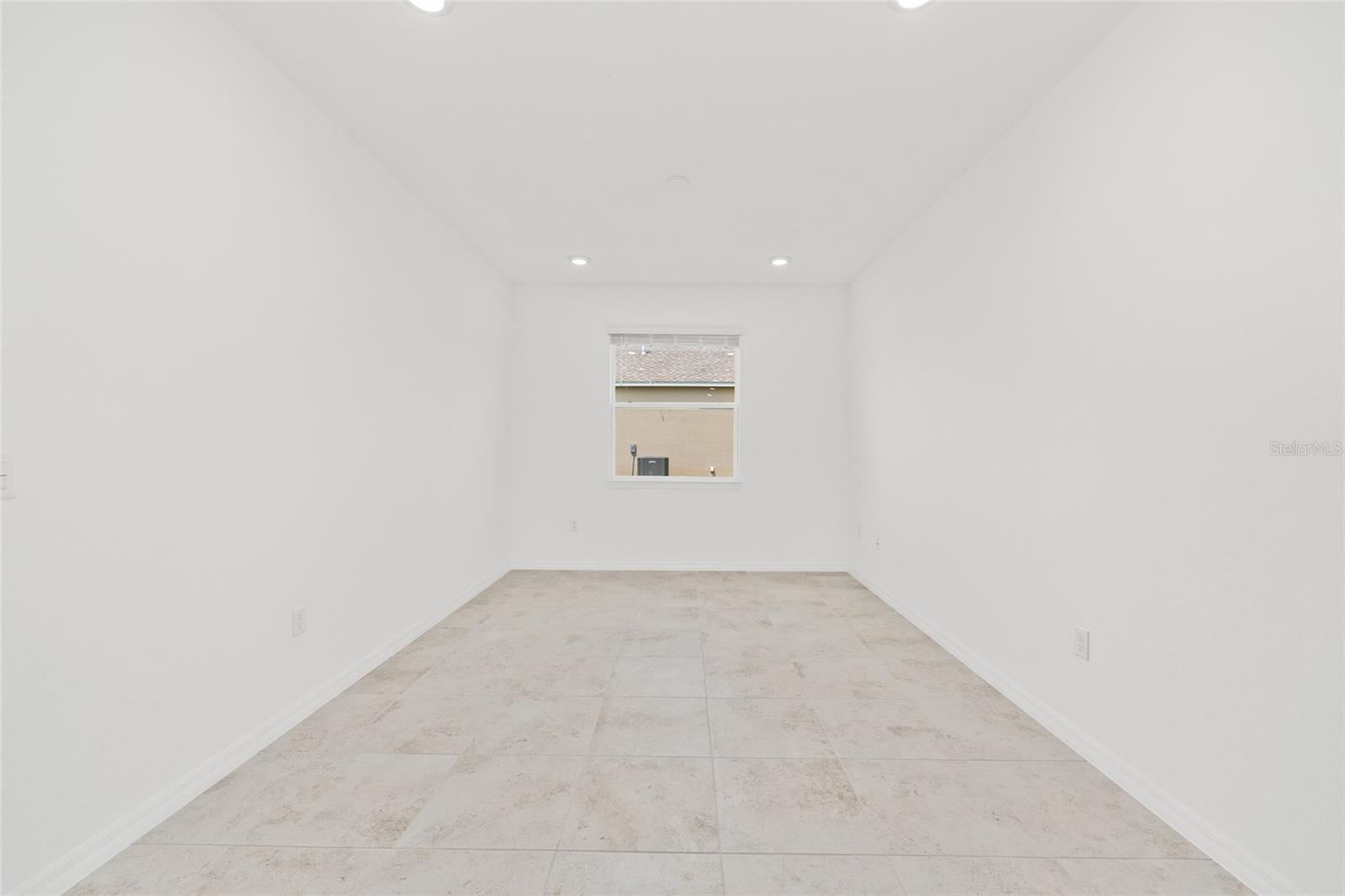 Image 13 of 36 For 10377 106th Court