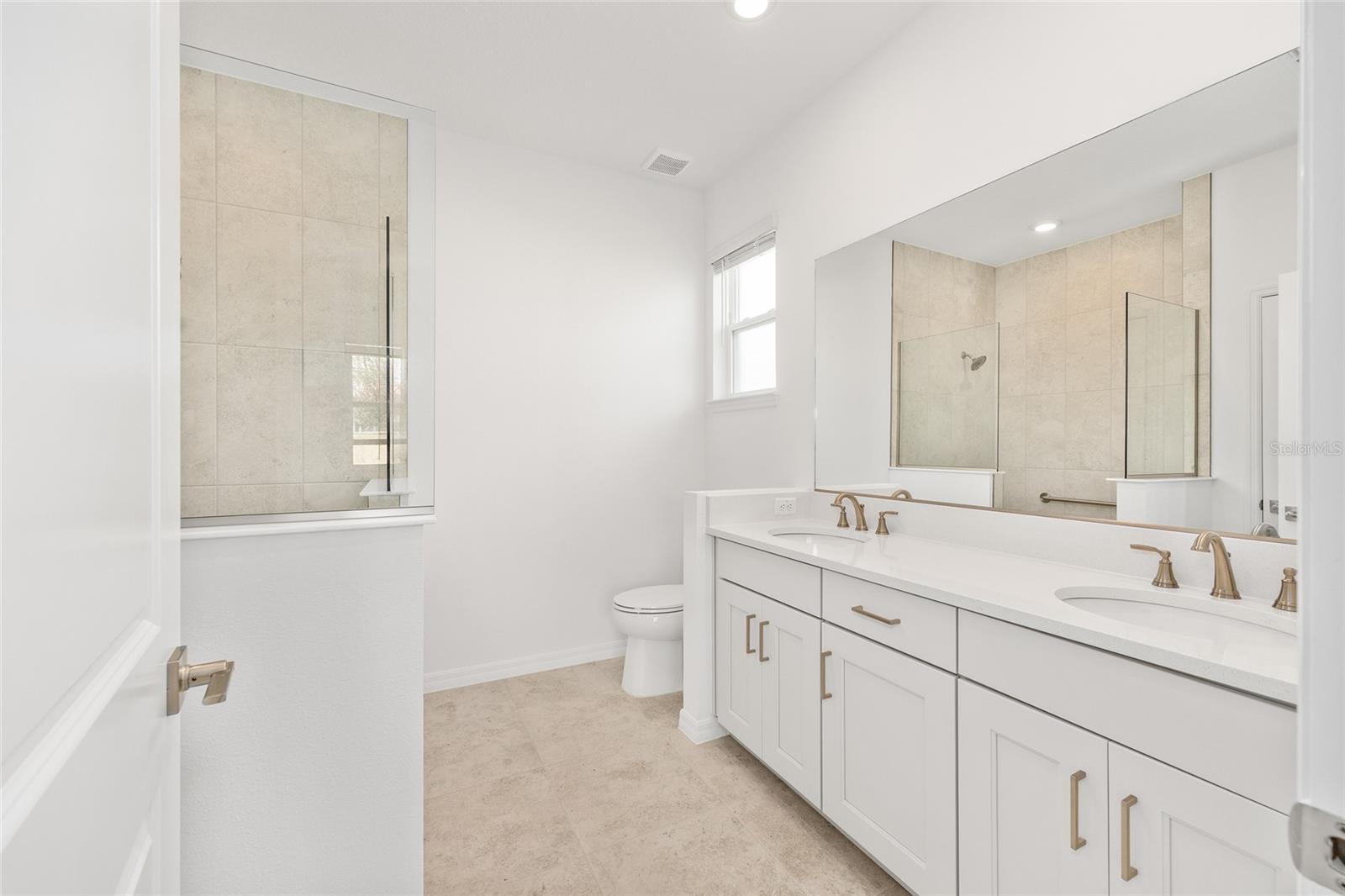 Image 27 of 36 For 10377 106th Court