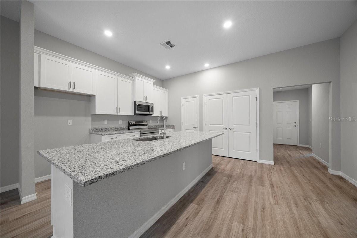Image 11 of 46 For 6528 140th Pl. Rd.