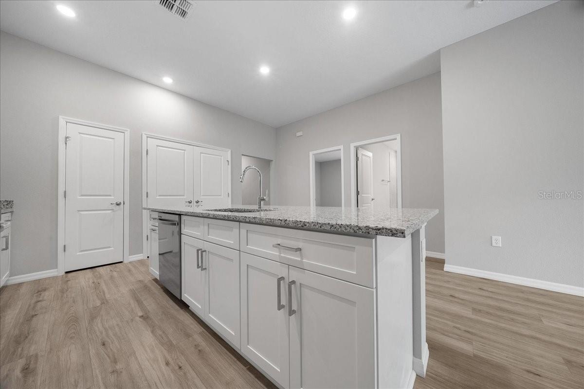 Image 13 of 46 For 6528 140th Pl. Rd.