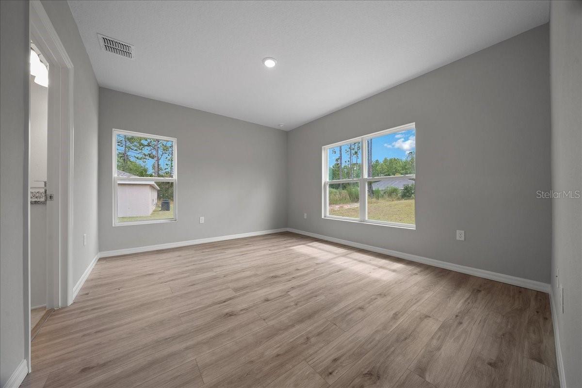 Image 24 of 46 For 6528 140th Pl. Rd.