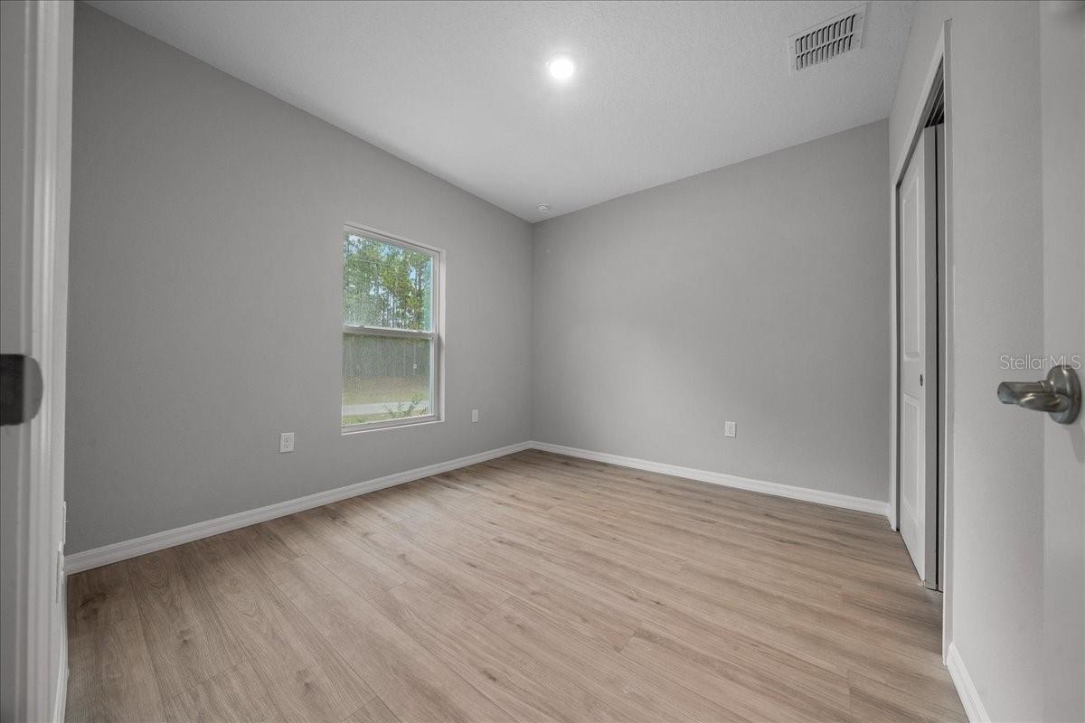 Image 31 of 46 For 6528 140th Pl. Rd.