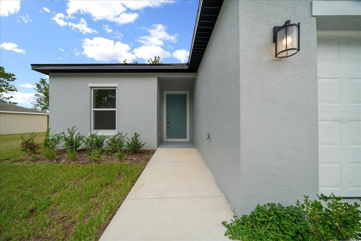 Image 7 of 46 For 6528 140th Pl. Rd.