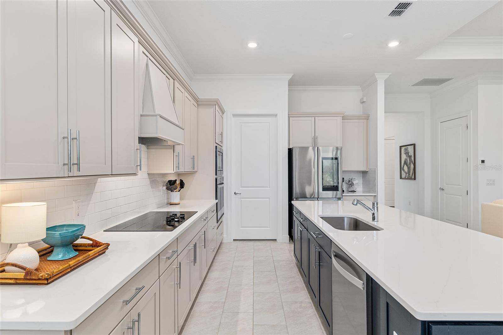 Image 16 of 65 For 6184 89th Court