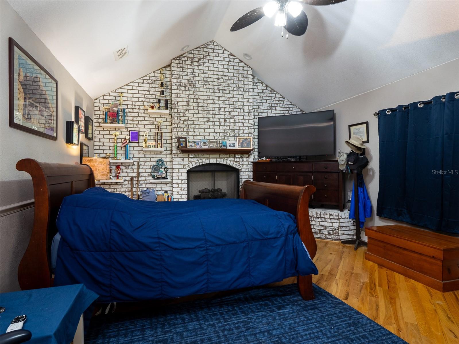 Image 13 of 31 For 5028 Anthony Road