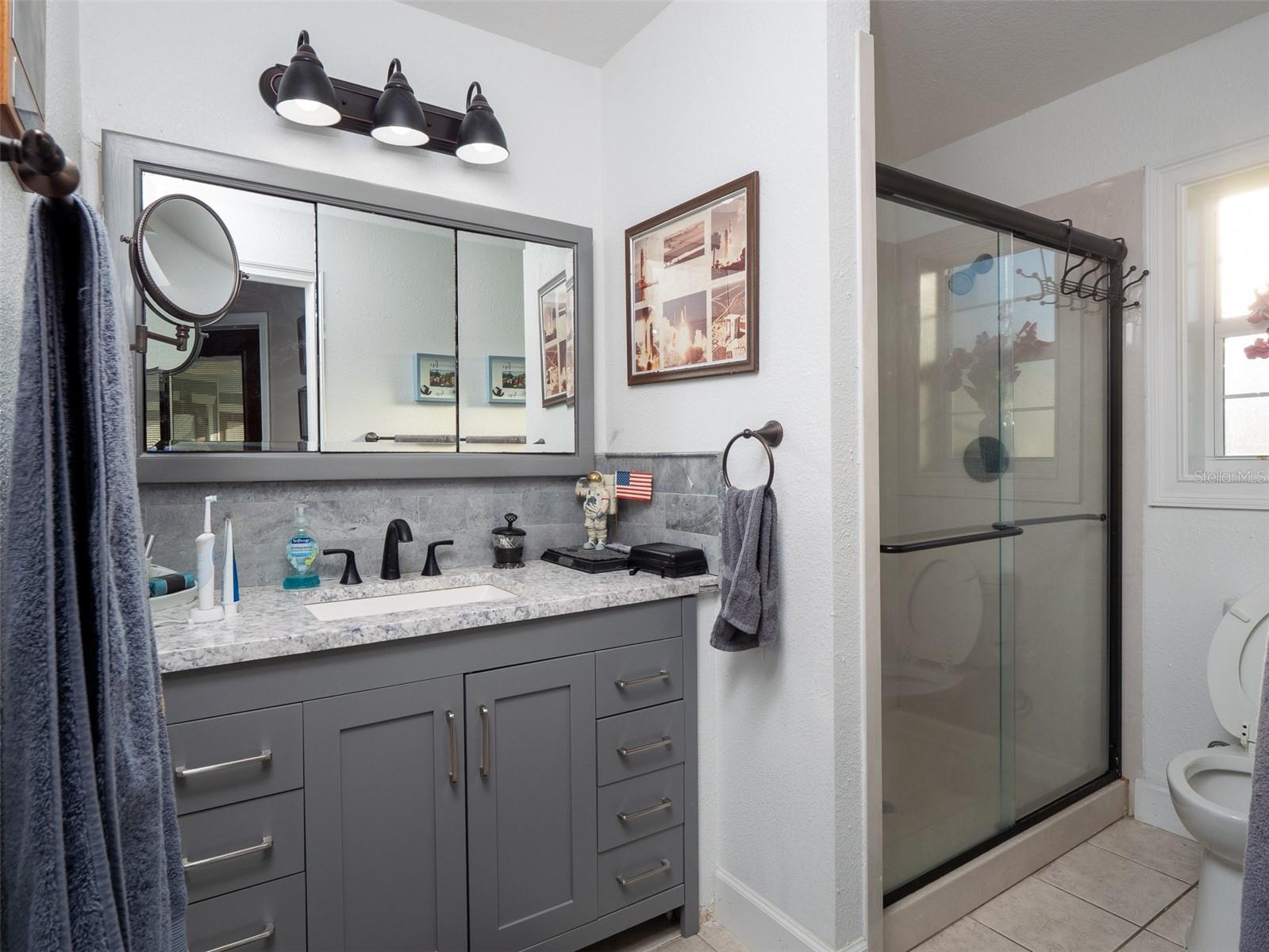 Image 14 of 31 For 5028 Anthony Road