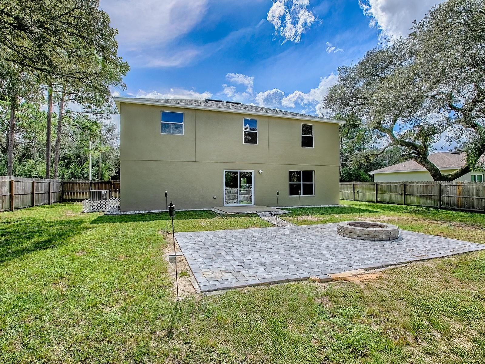 Image 7 of 9 For 1467 Pringle Place