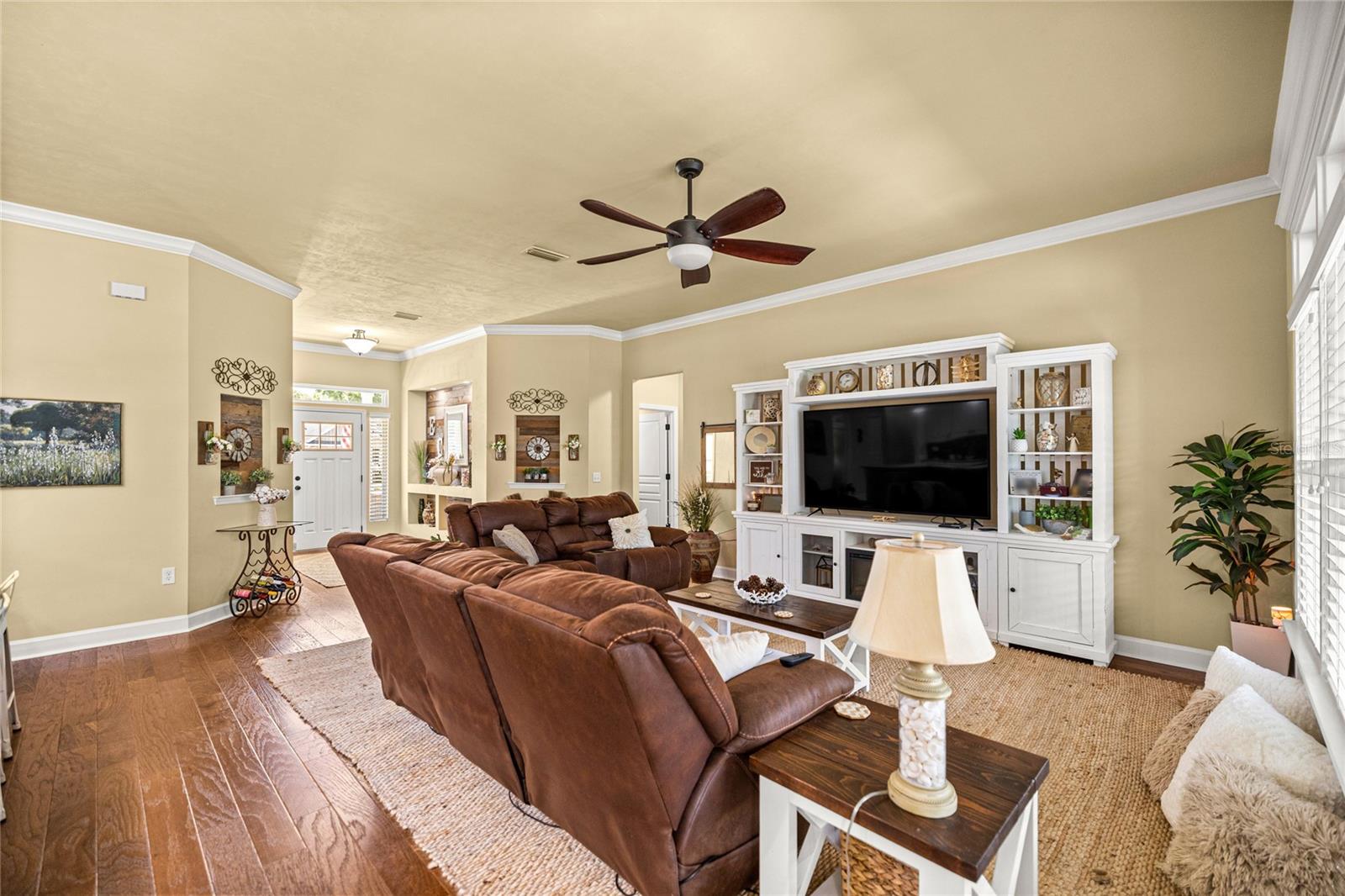 Image 10 of 38 For 14834 149th Road