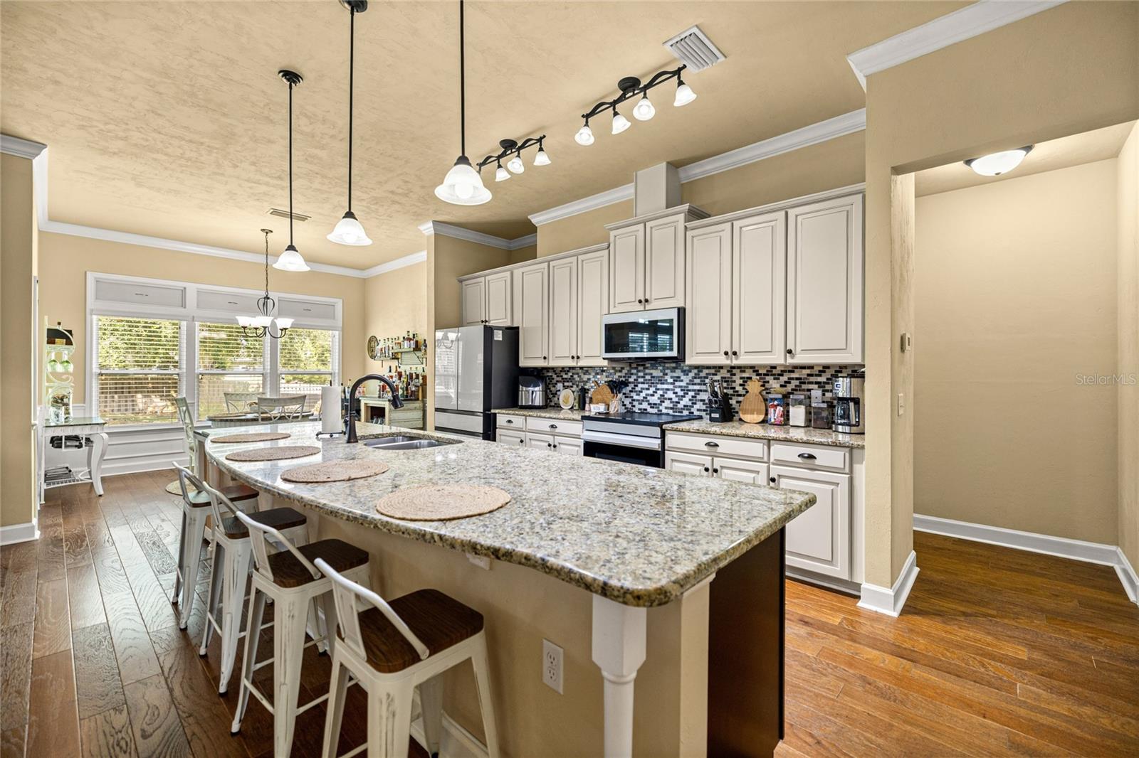 Image 13 of 38 For 14834 149th Road