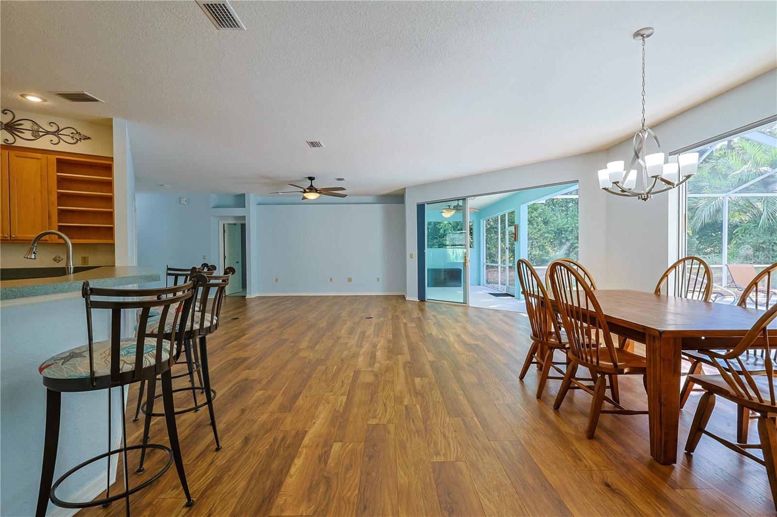 Image 10 of 57 For 19238 101st Street