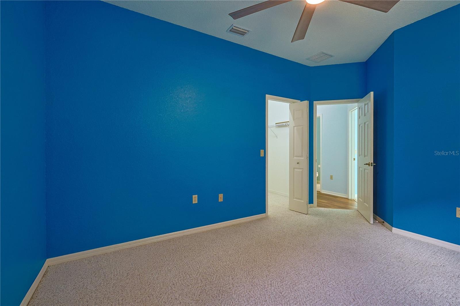 Image 43 of 57 For 19238 101st Street
