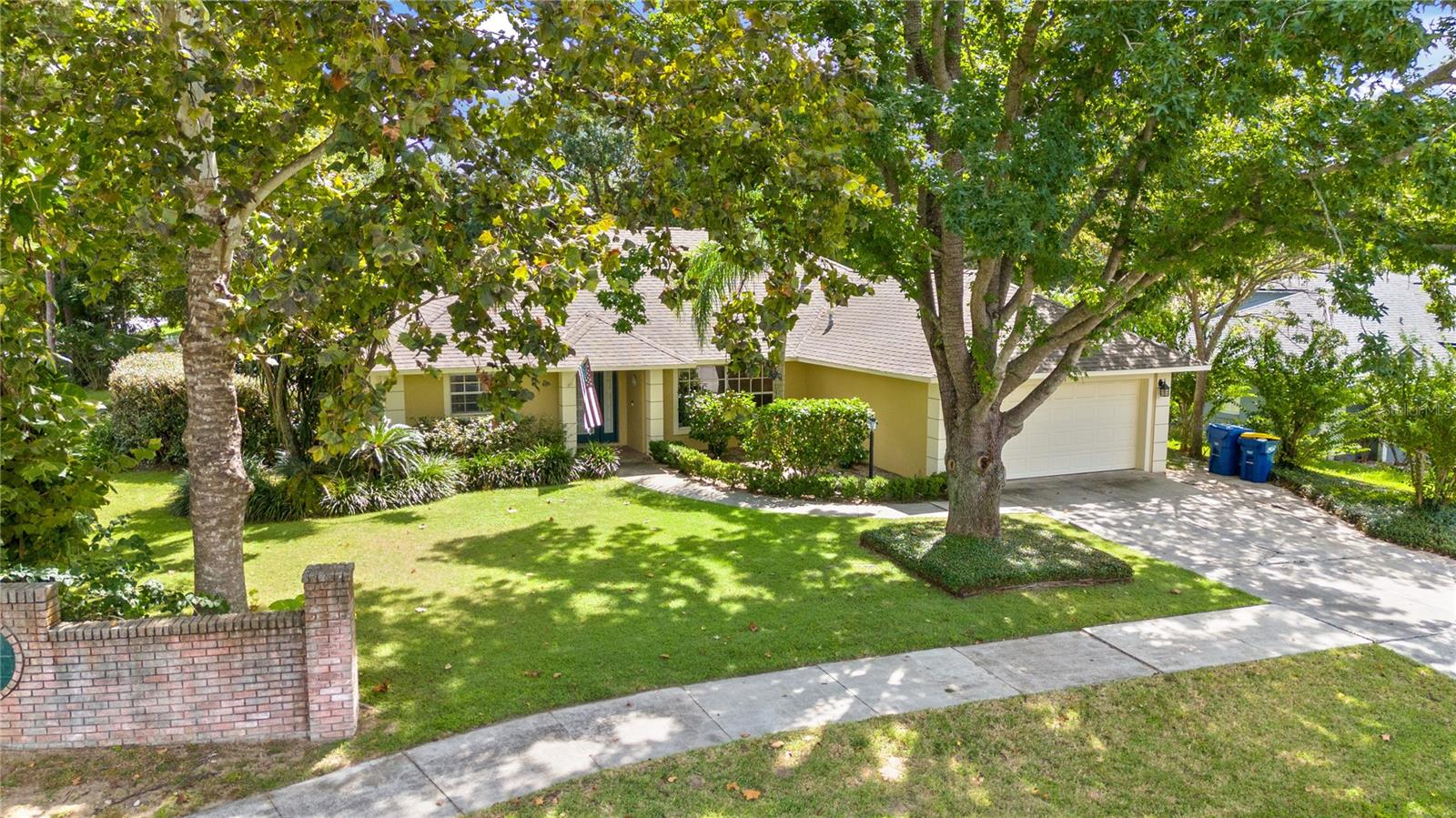 Image 4 of 47 For 901 Forest Hill Drive
