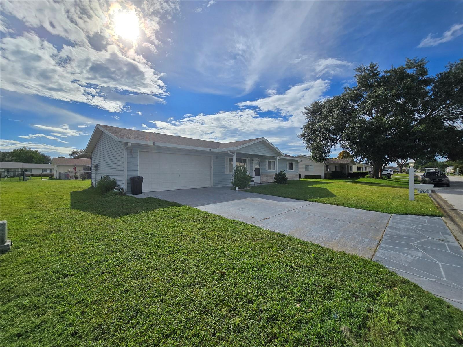 Image 6 of 37 For 17928 107th Court