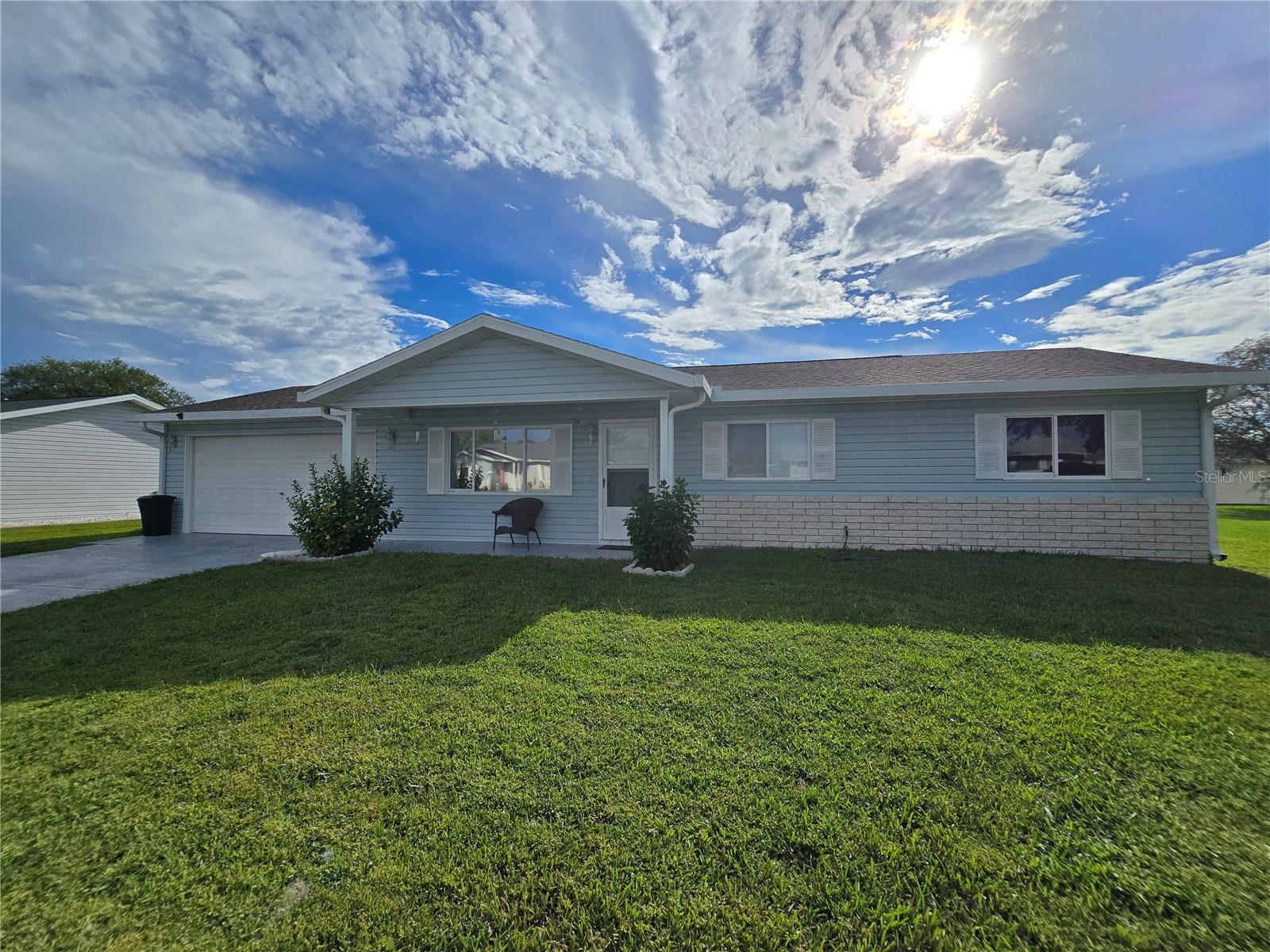 Image 8 of 37 For 17928 107th Court